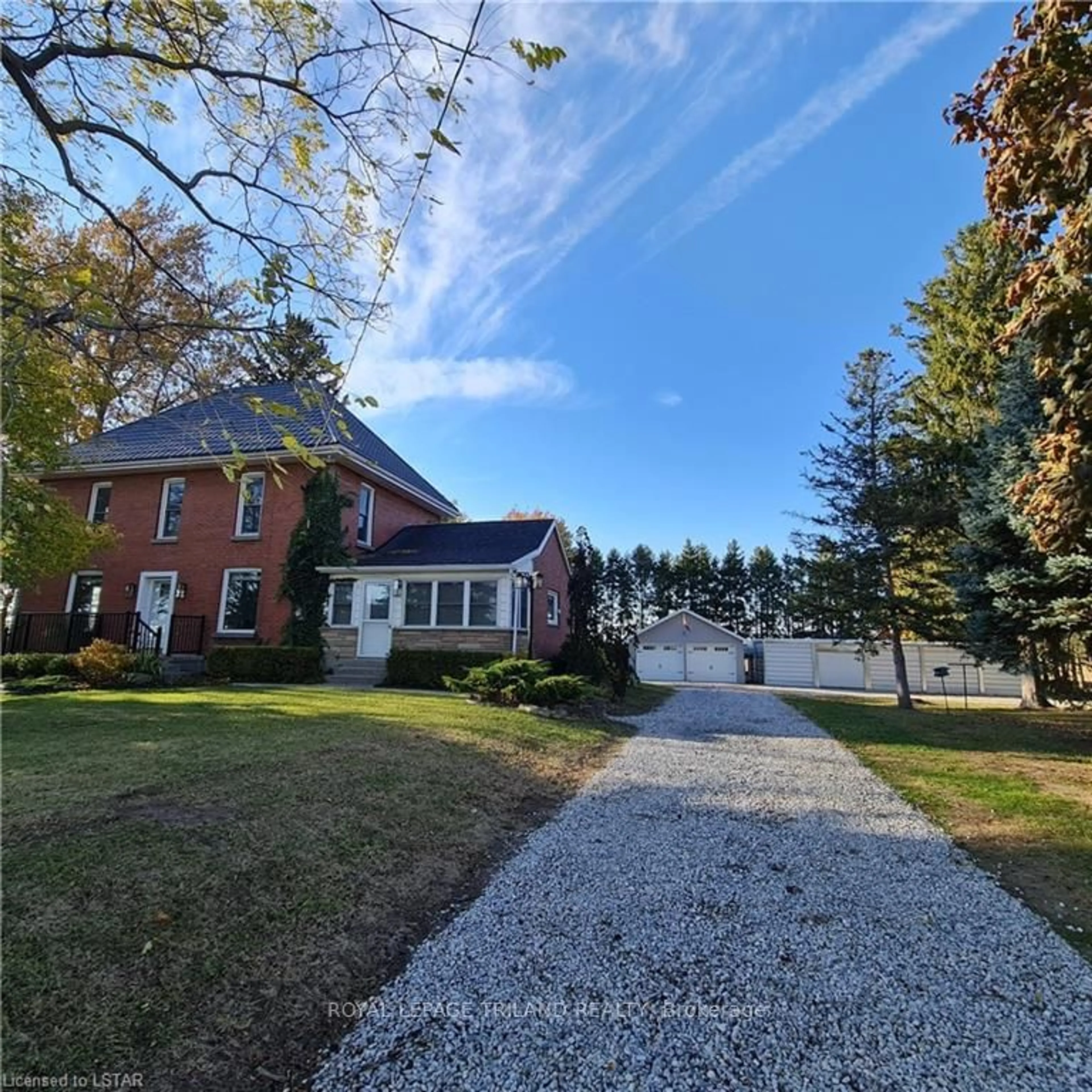 A pic from outside/outdoor area/front of a property/back of a property/a pic from drone, street for 11051 Boundary Line, Chatham-Kent Ontario N0P 1V0