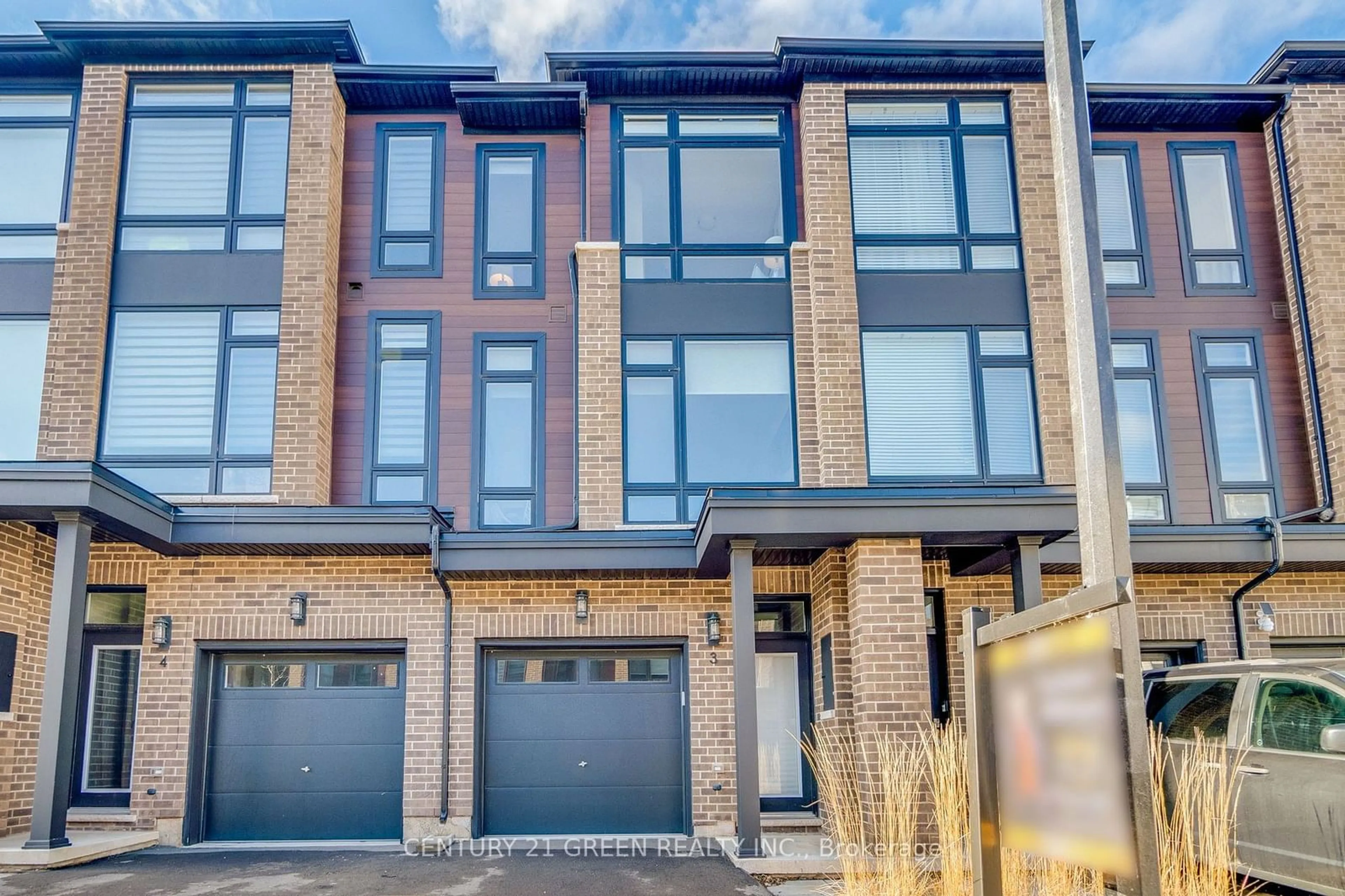 Home with brick exterior material, street for 270 Melvin Ave #3, Hamilton Ontario L8H 0B4