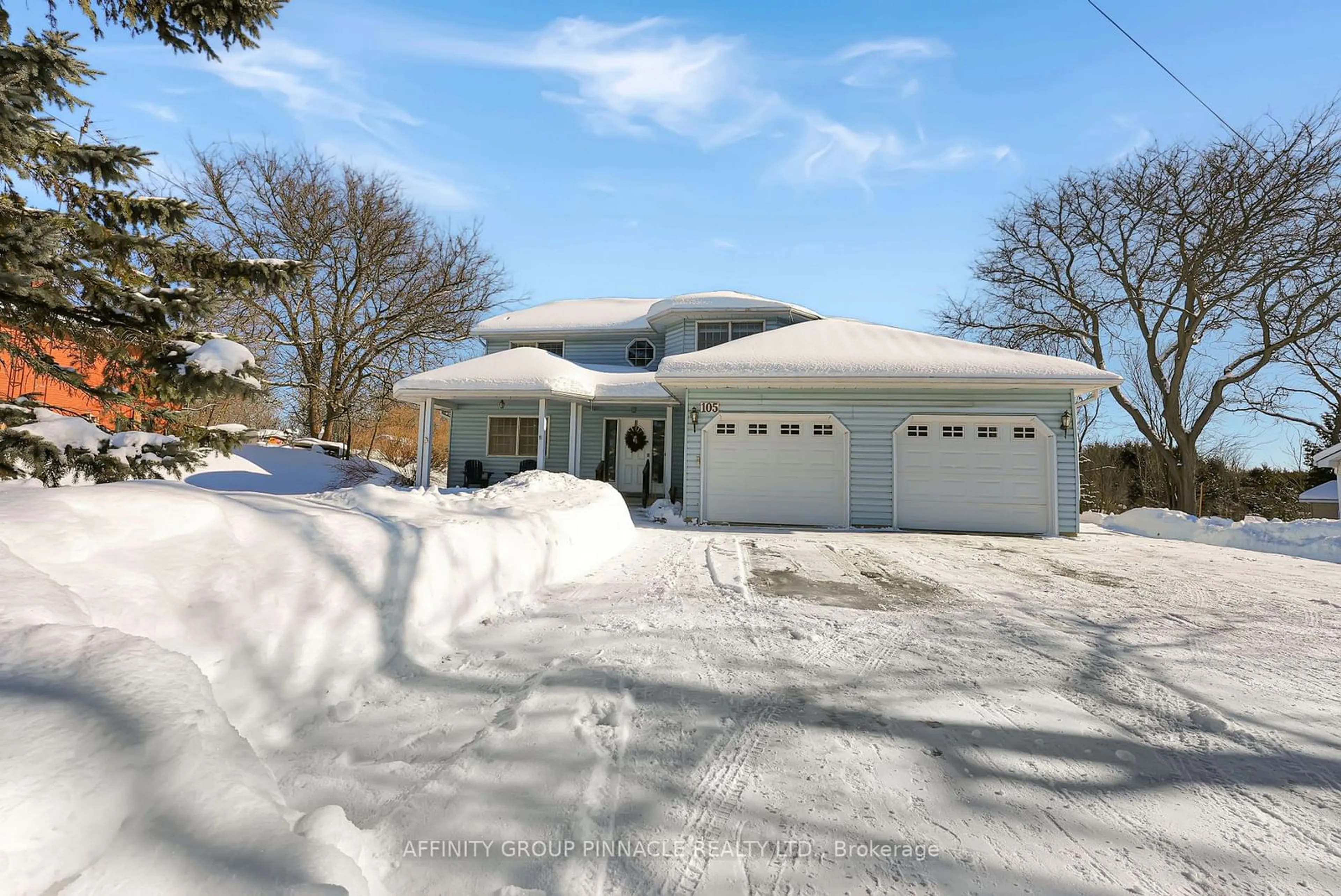 A pic from outside/outdoor area/front of a property/back of a property/a pic from drone, street for 105 Agnes St, Kawartha Lakes Ontario K0M 2T0