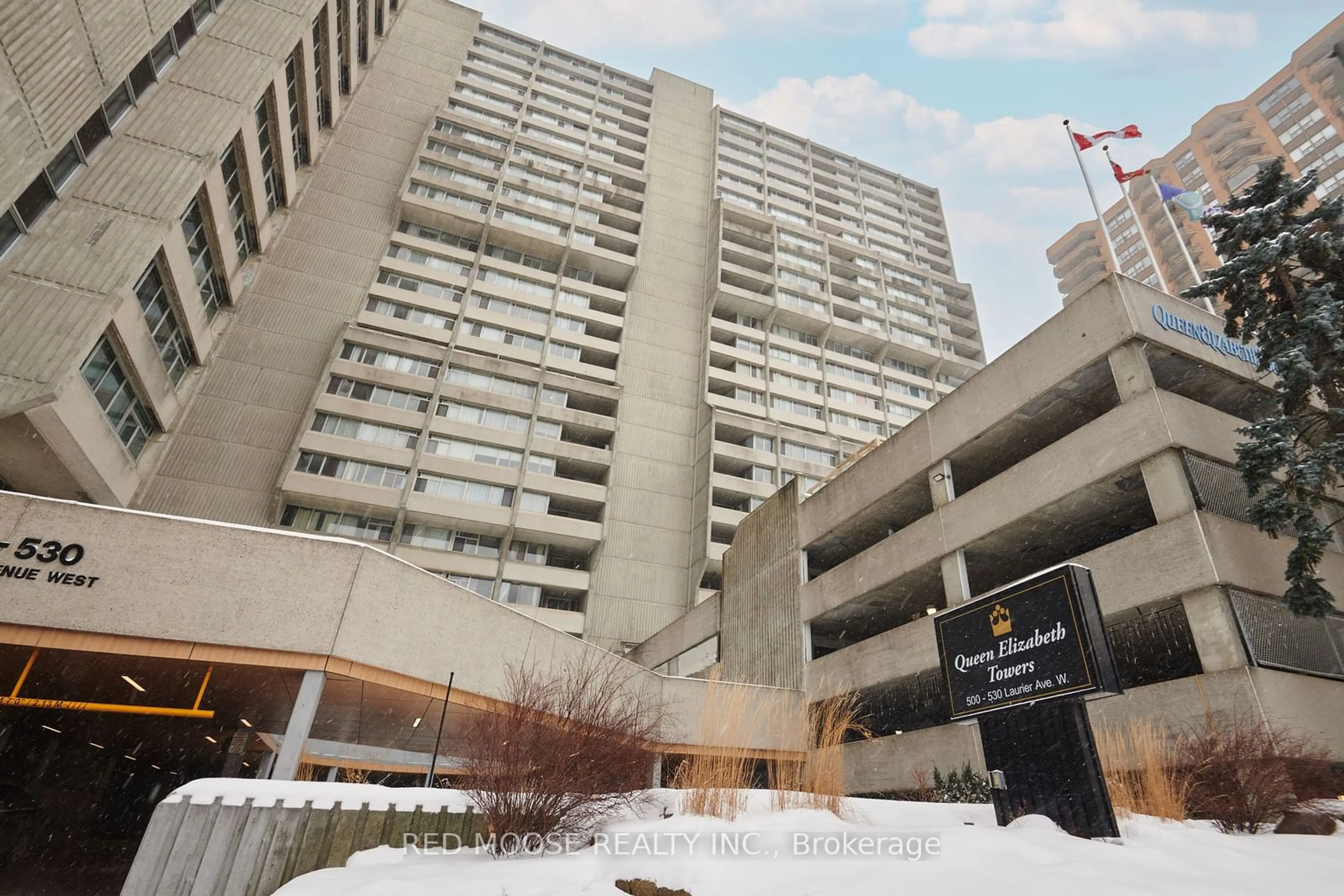 Indoor foyer for 530 Laurier Ave #2409, Ottawa Centre Ontario K1R 7T1