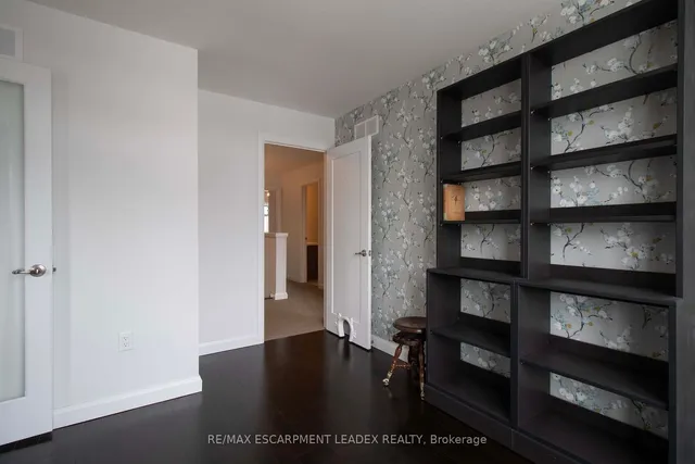 Additional property image - 16 Harley Lane