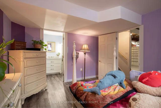 Additional property image - 16 Harley Lane