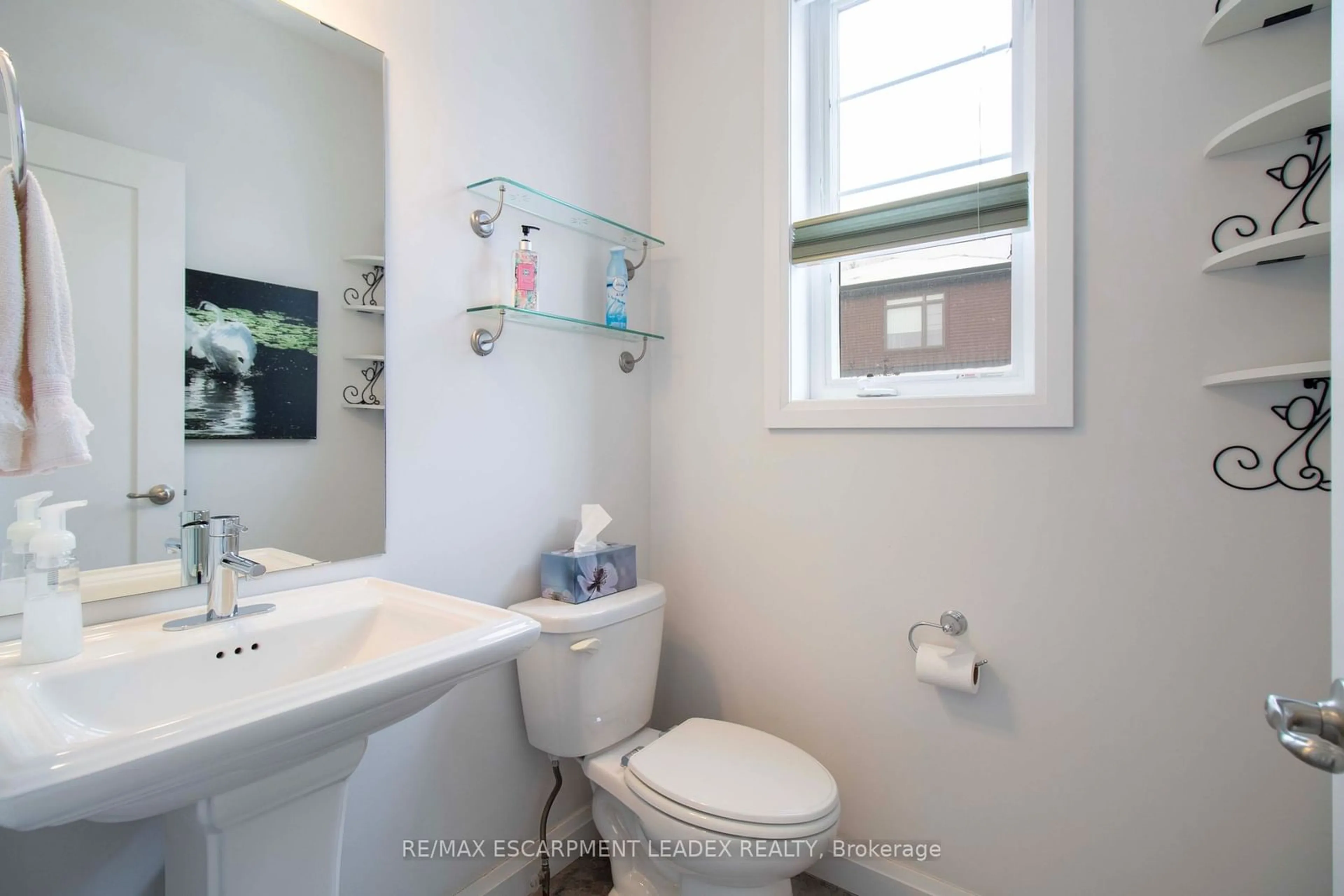 Standard bathroom, ceramic/tile floor for 16 Harley Lane, Hamilton Ontario L9G 0G5