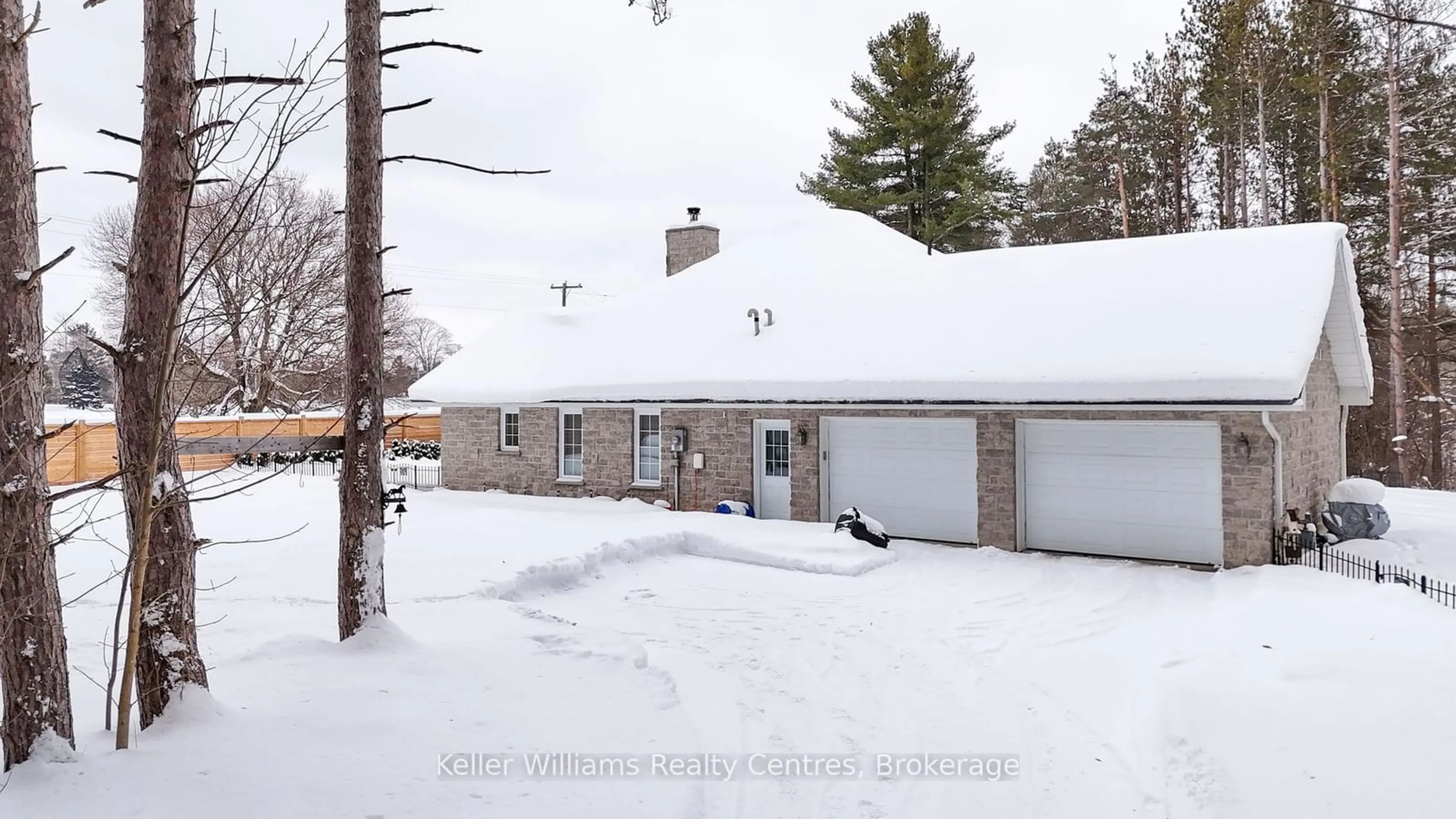 A pic from outside/outdoor area/front of a property/back of a property/a pic from drone, street for 685 BRUCE ROAD 8, South Bruce Peninsula Ontario N0H 2T0