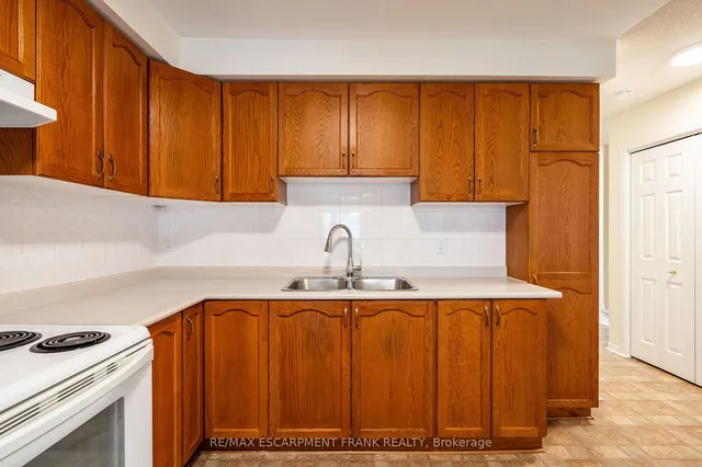 Additional property image - 1310 Upper Wentworth St Unit 7