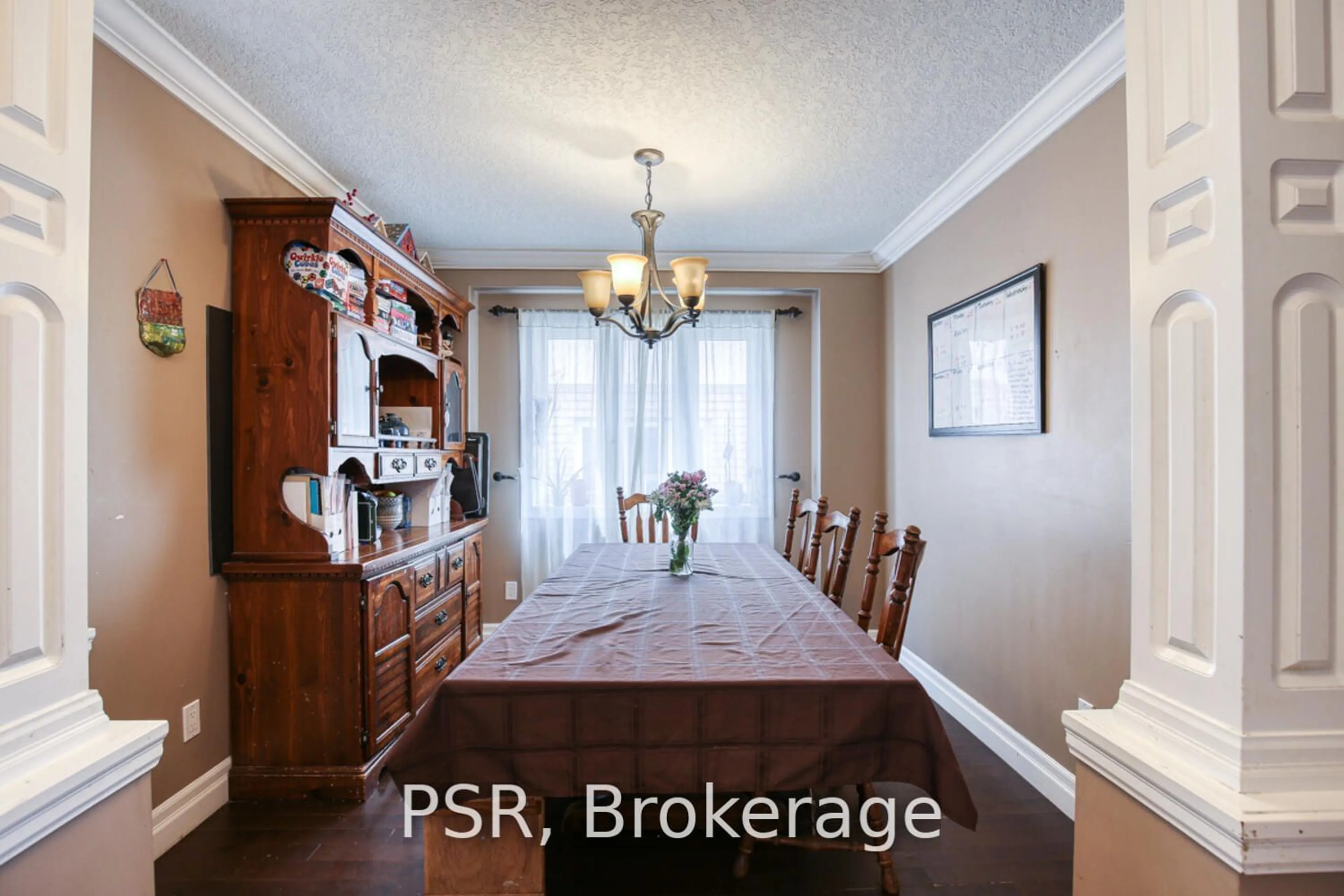 Dining room, wood/laminate floor for 38 Huck Cres, Kitchener Ontario N2N 0A4