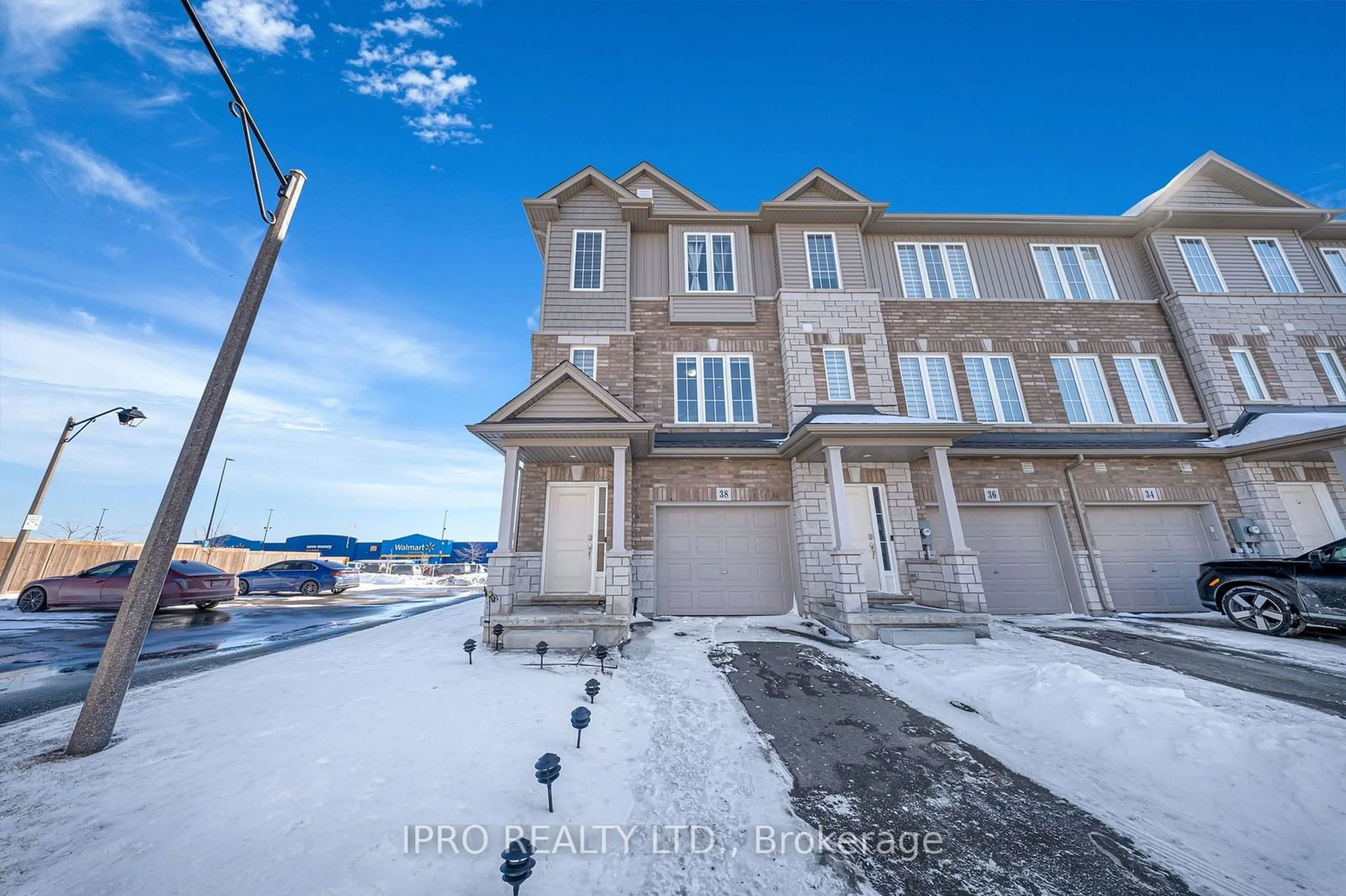 A pic from outside/outdoor area/front of a property/back of a property/a pic from drone, unknown for 38 Canary Grass Blvd, Hamilton Ontario L0R 1P0