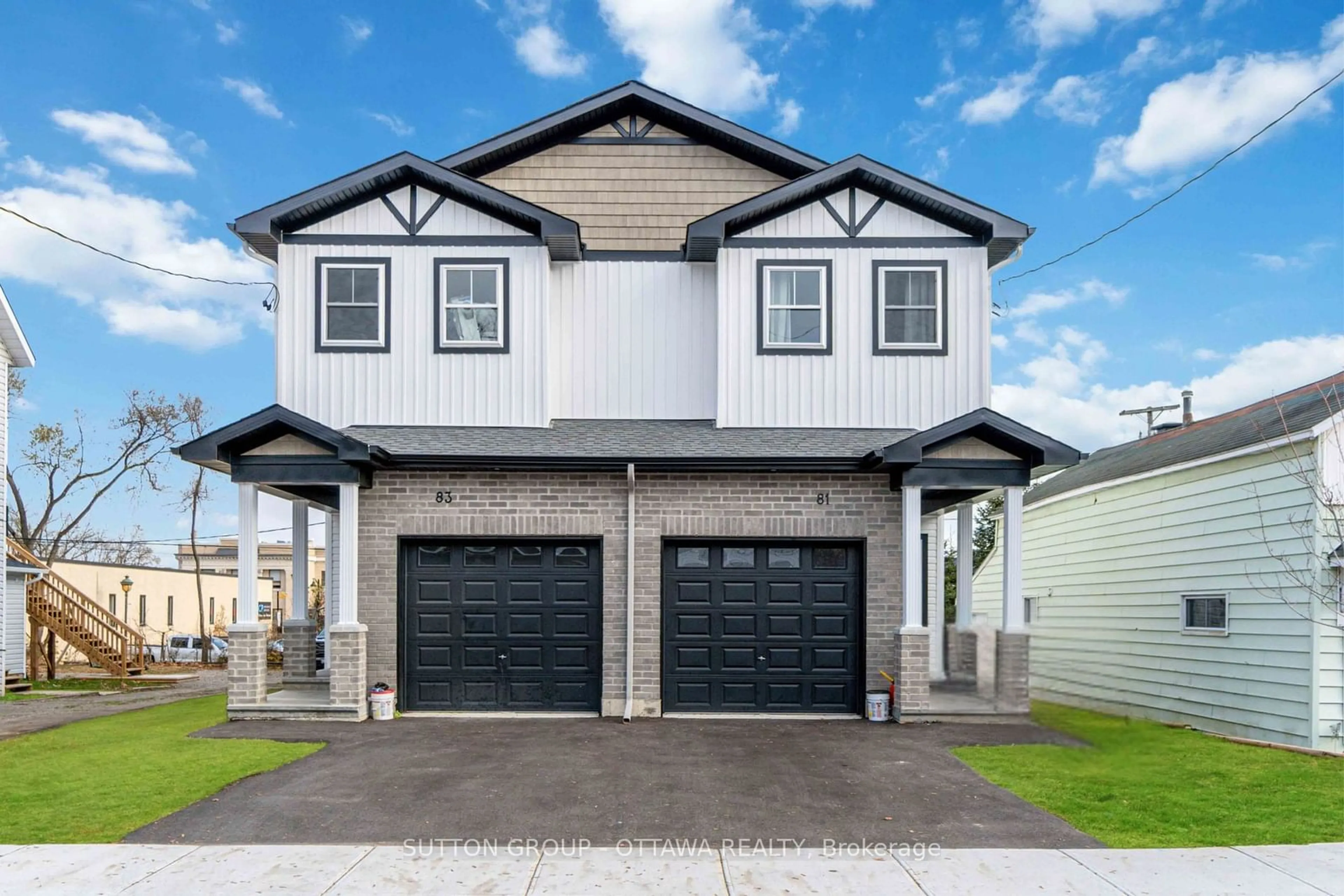 Home with vinyl exterior material, street for 81 Victoria St, Carleton Place Ontario K7C 2W3