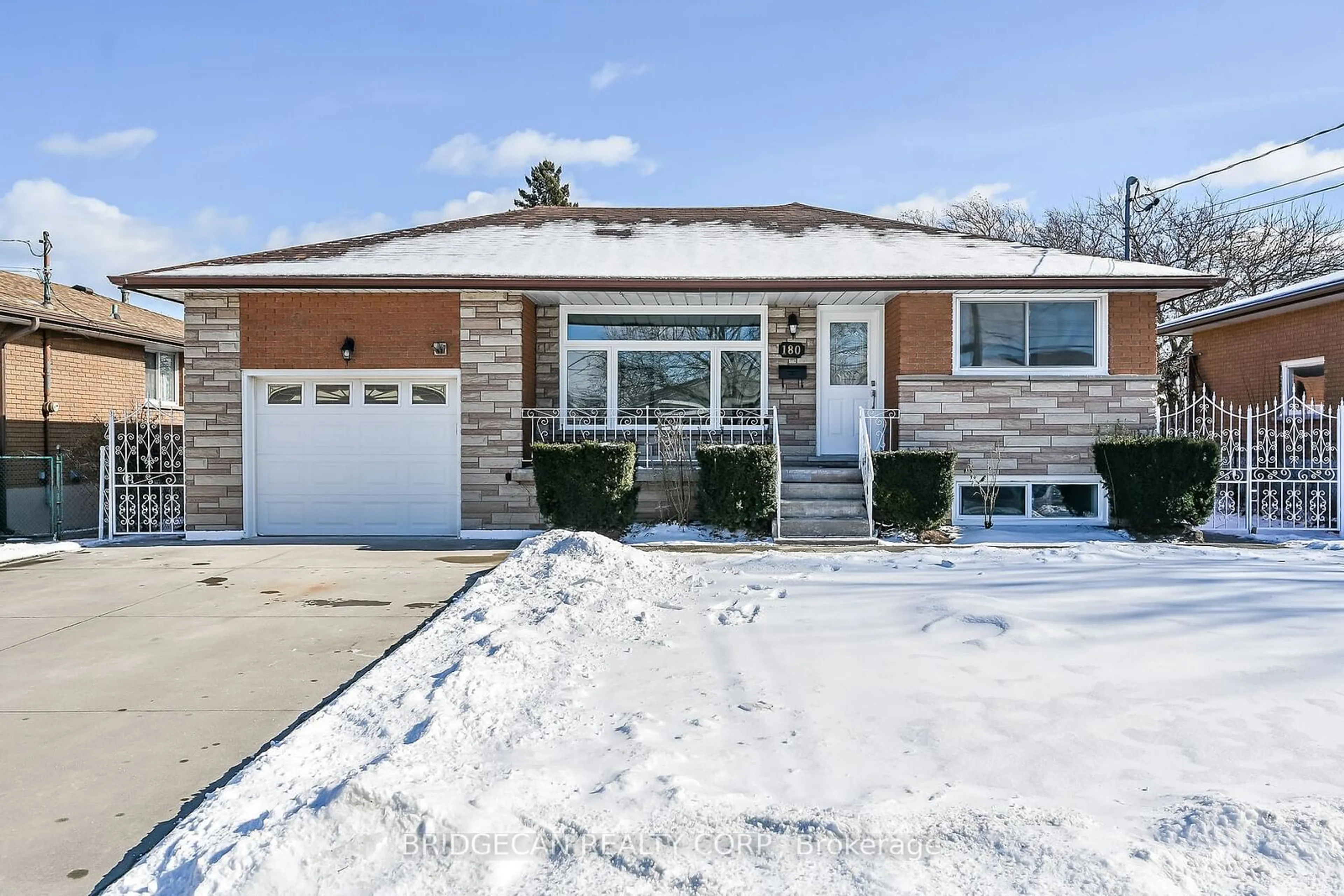 Home with brick exterior material, street for 180 Oakland Dr, Hamilton Ontario L8E 1B6