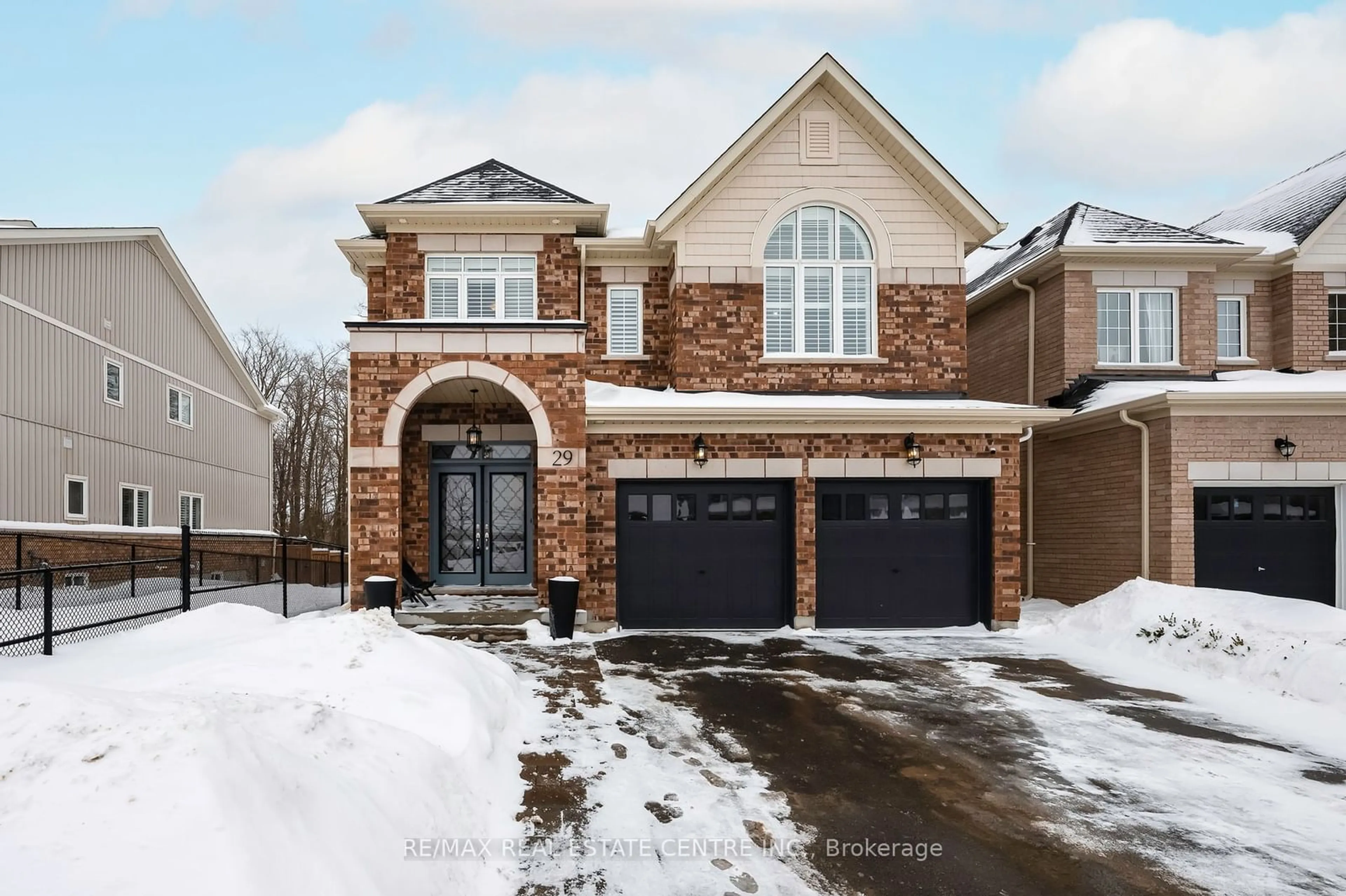 Home with brick exterior material, street for 29 Jenkins St, East Luther Grand Valley Ontario L9W 7R2