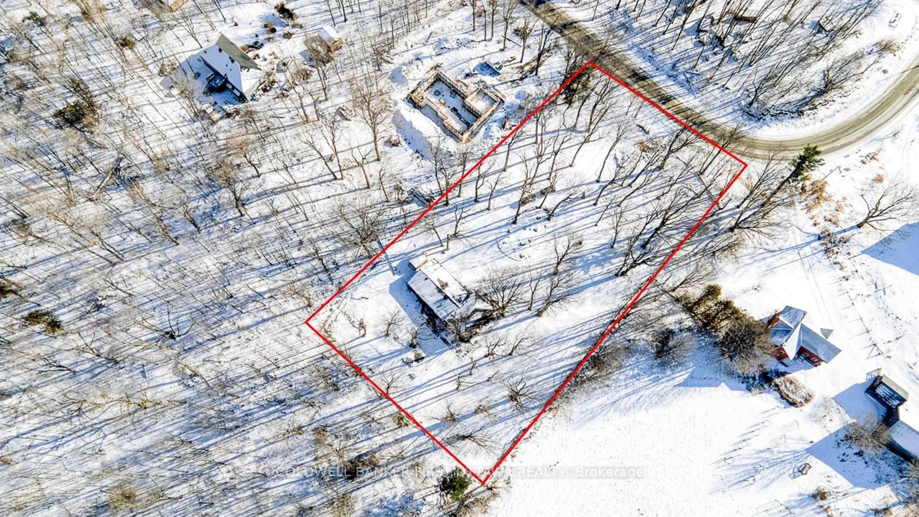 A pic from outside/outdoor area/front of a property/back of a property/a pic from drone, building for 739 Scotch Corners Rd, Beckwith Ontario K7C 3P1