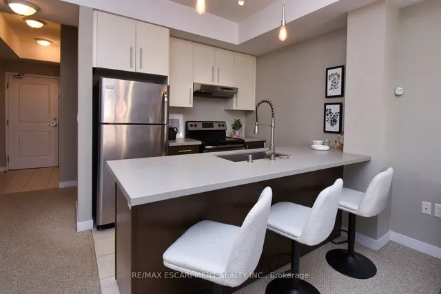 Additional property image - 90 Charlton Ave Unit 210