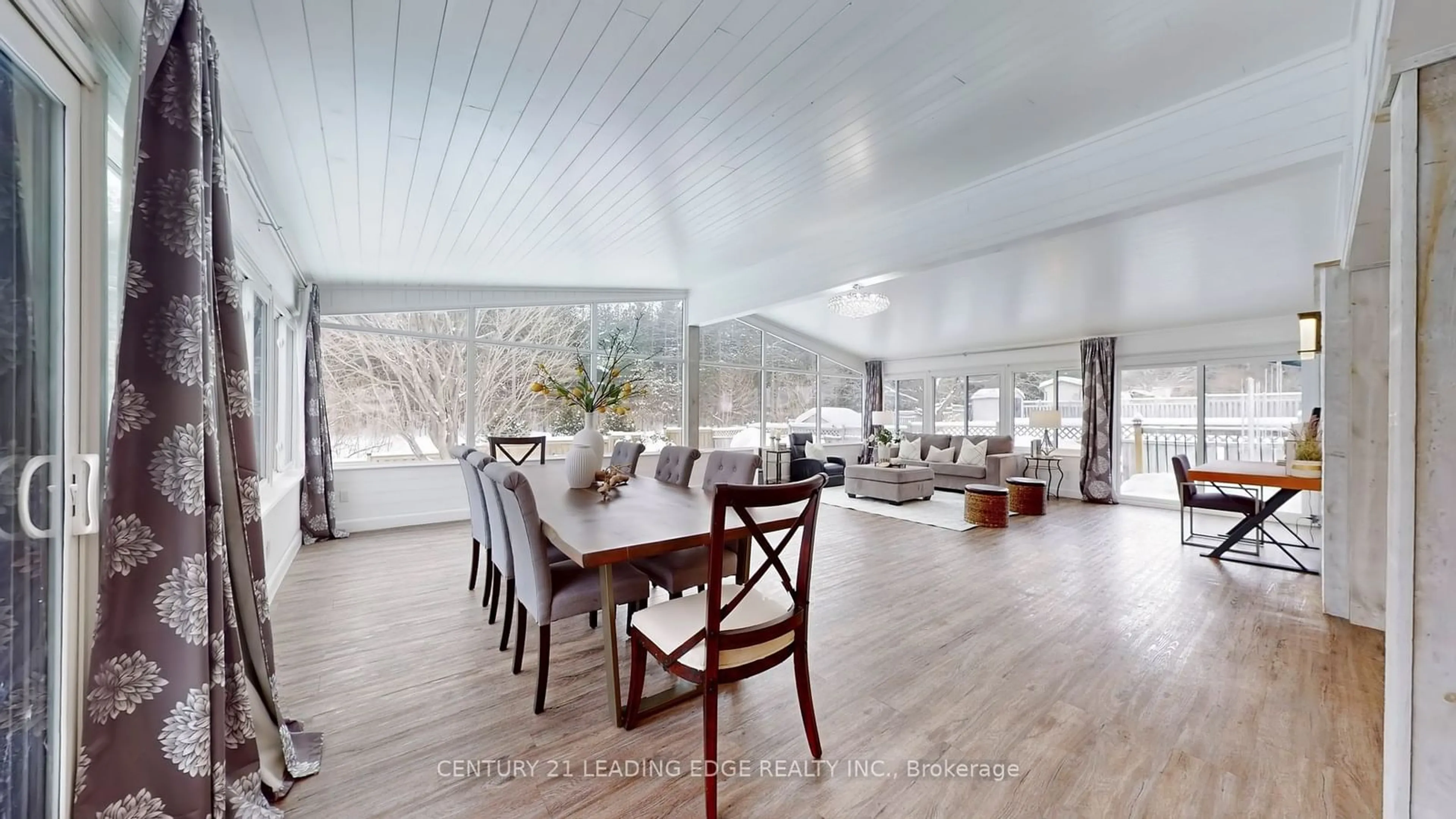 Dining room, wood/laminate floor for 119 Corbett Dr, Kawartha Lakes Ontario L0A 1K0