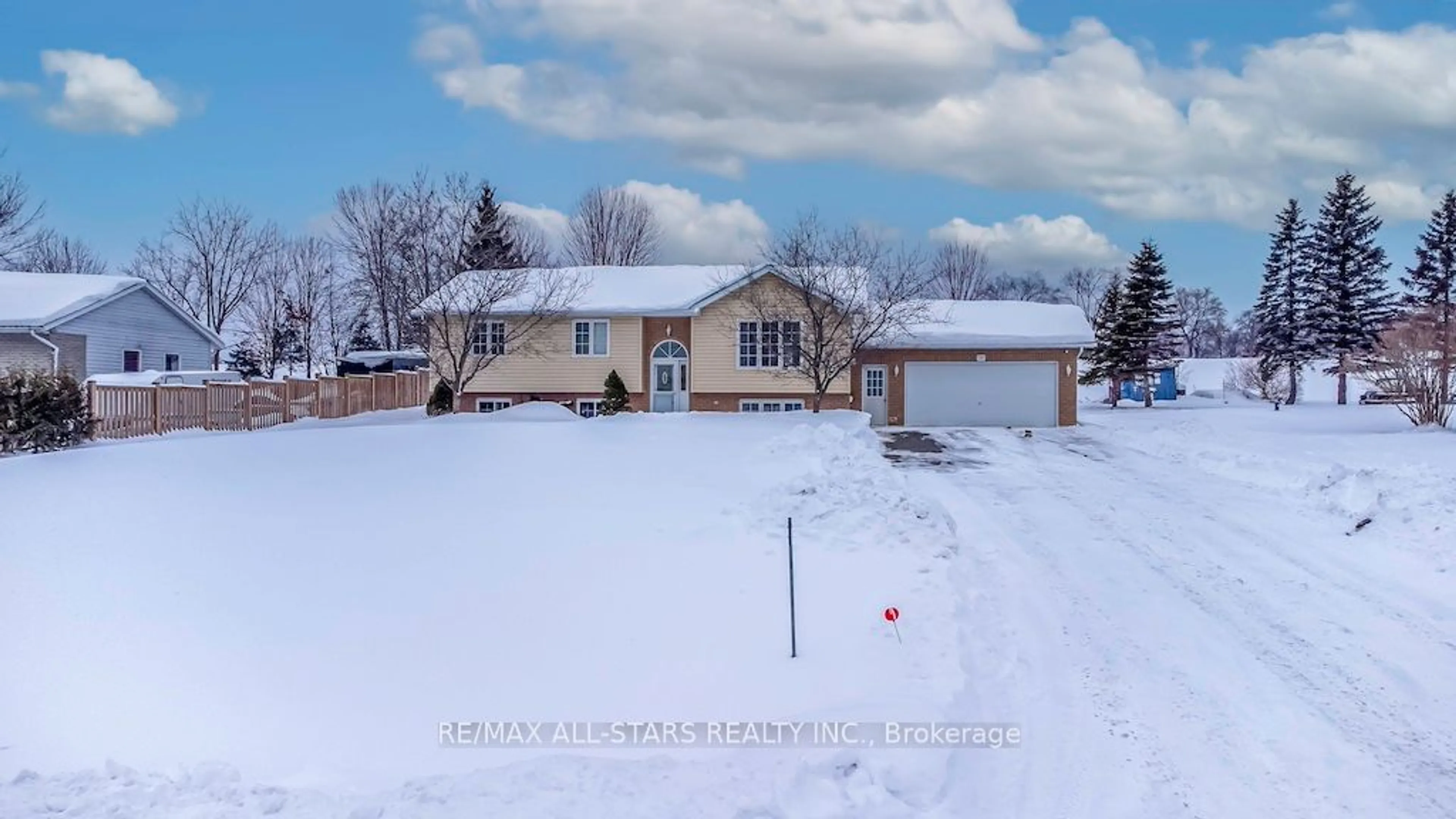 A pic from outside/outdoor area/front of a property/back of a property/a pic from drone, street for 71 O'Reilly Lane, Kawartha Lakes Ontario K0M 2C0