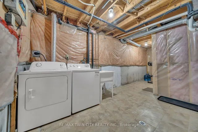 Additional property image - 648 Doon Village Rd Unit 10