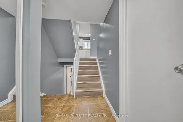Additional property image - 648 Doon Village Rd Unit 10