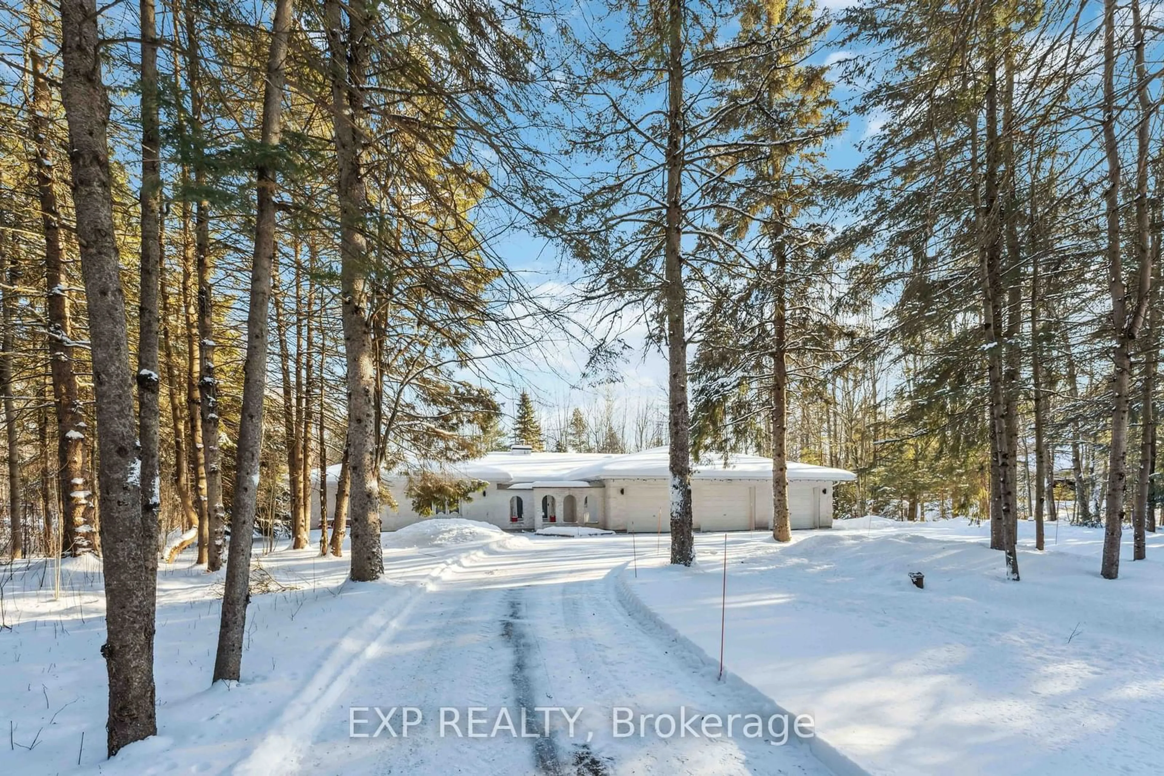 A pic from outside/outdoor area/front of a property/back of a property/a pic from drone, forest/trees view for 1082 Rick Hansen Cres, Greely - Metcalfe - Osgoode - Vernon and Area Ontario K4P 1M4