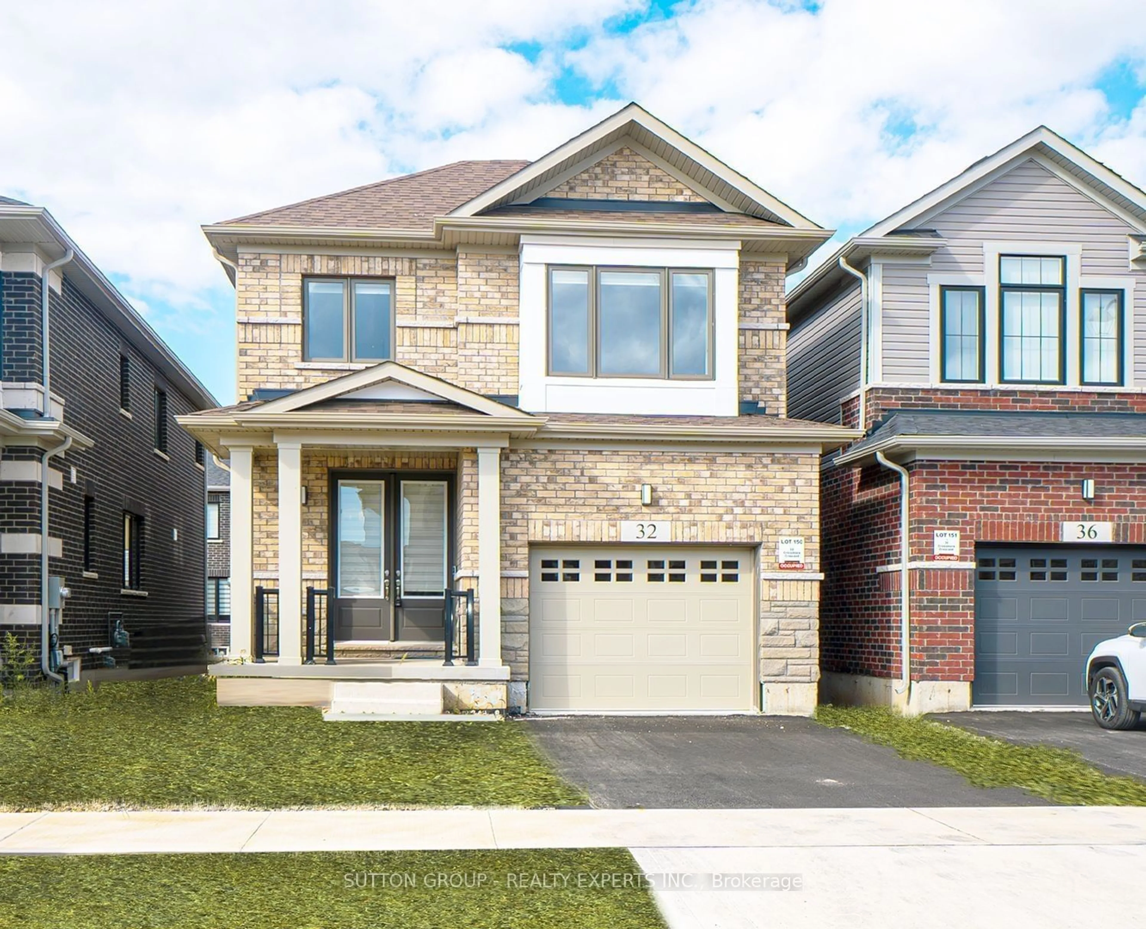 Home with brick exterior material, street for 32 Crossmore Cres, Cambridge Ontario N1S 0C7