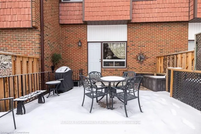 Additional property image - 89 Larraine Ave