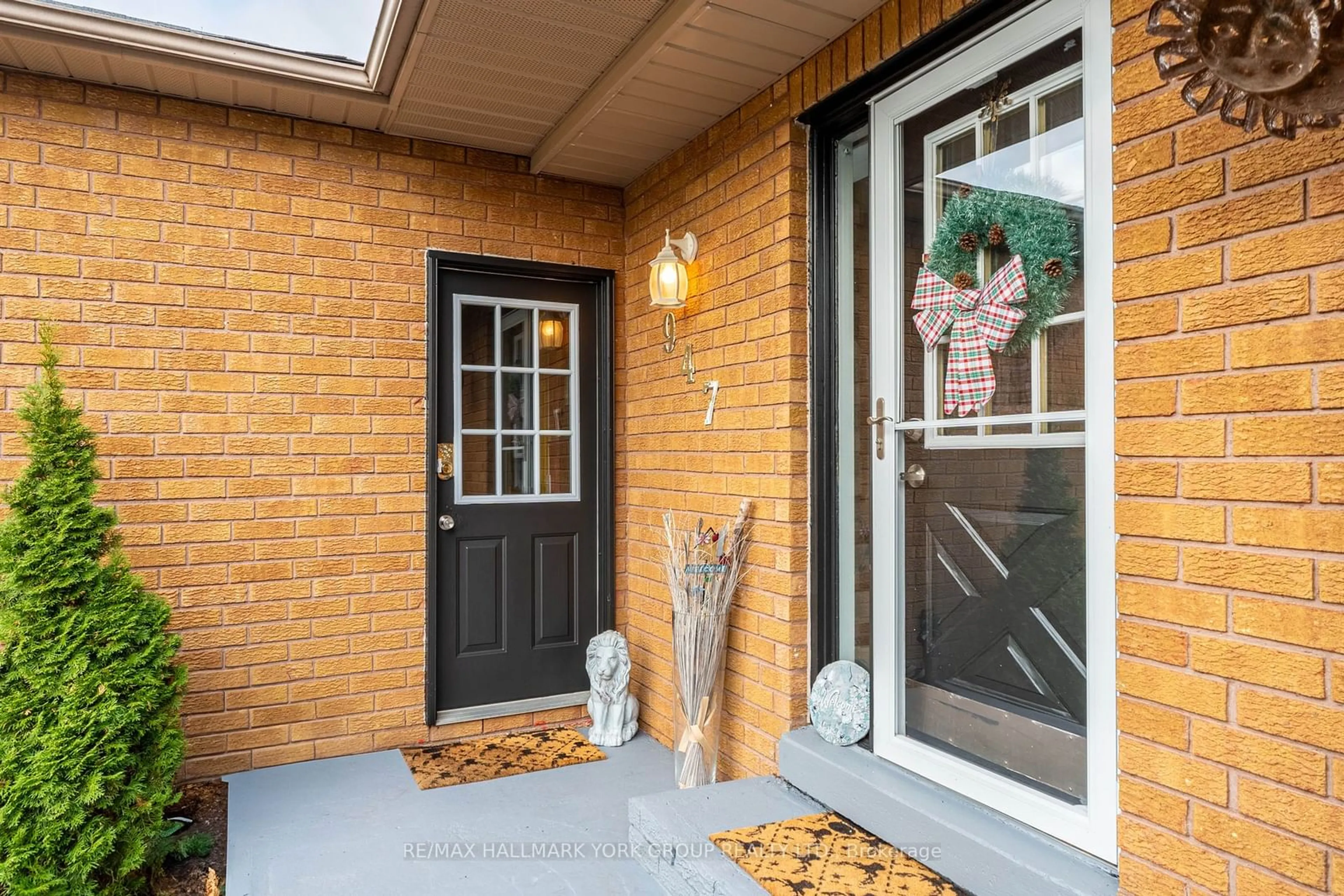 Home with brick exterior material, street for 947 Cornell Crescent, Cobourg Ontario K9A 5H3