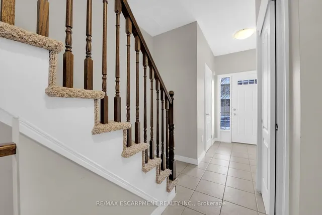 Additional property image - 12 Marina Point Cres