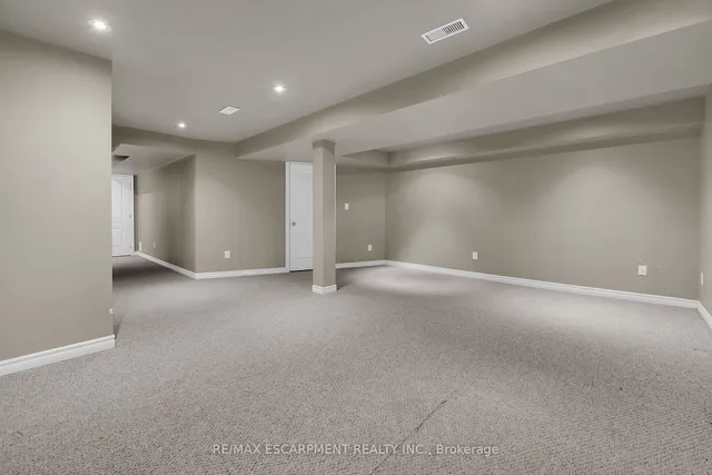 Additional property image - 12 Marina Point Cres