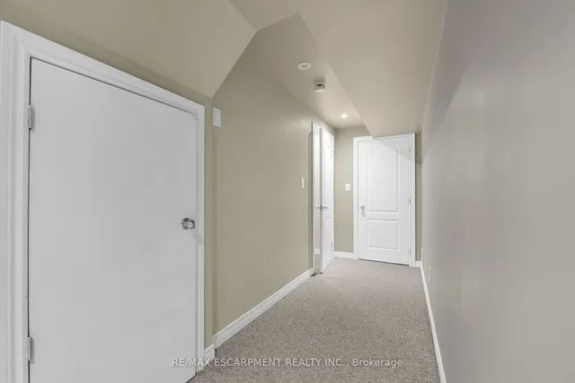 Additional property image - 12 Marina Point Cres