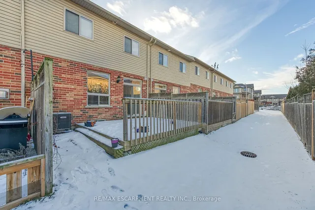 Additional property image - 12 Marina Point Cres