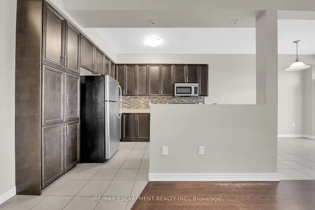 Additional property image - 12 Marina Point Cres