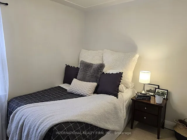 Additional property image - 122 East 45th St