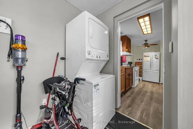 Additional property image - 1793 Main St
