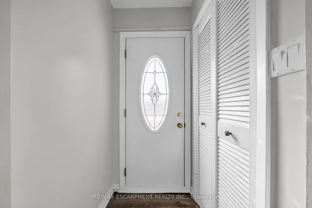 Additional property image - 1793 Main St