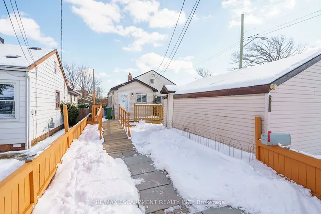 Additional property image - 1793 Main St