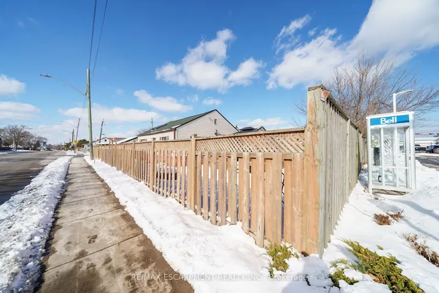 Additional property image - 1793 Main St
