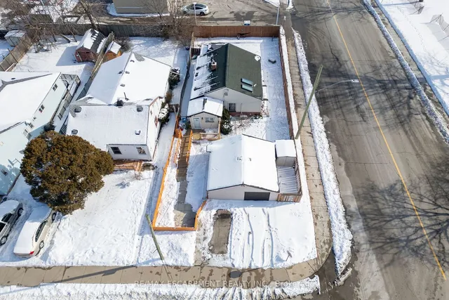 Additional property image - 1793 Main St