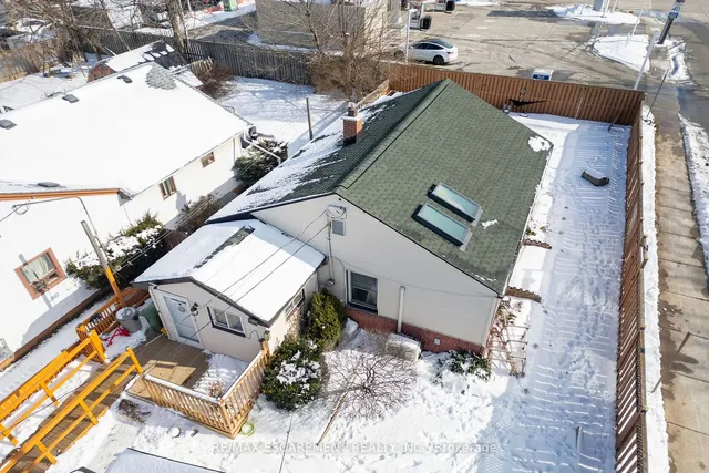 Property image - 1793 Main St