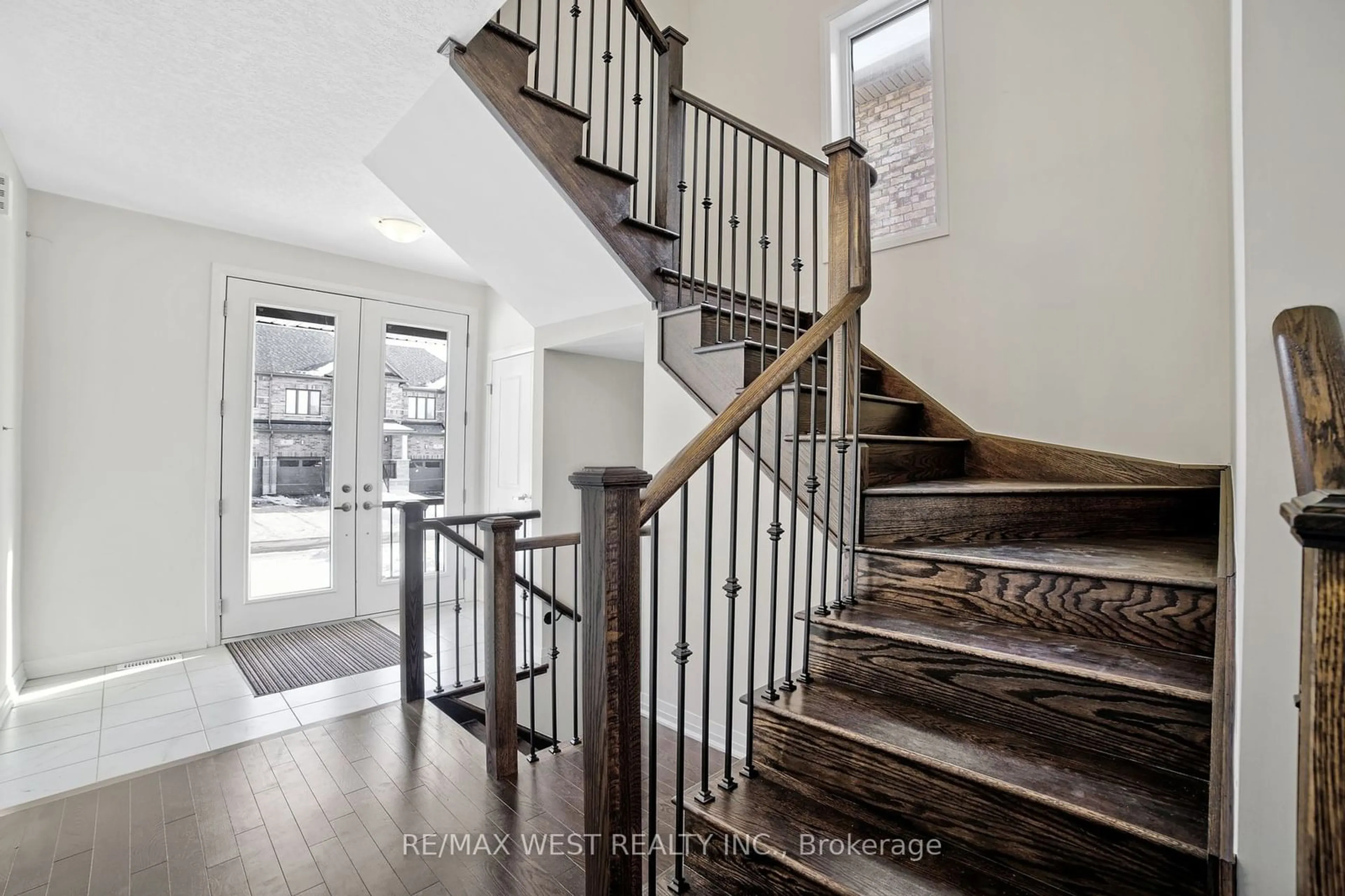 Stairs for 66 Prince Philip Blvd, North Dumfries Ontario N0B 1E0