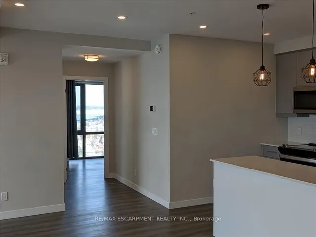 Additional property image - 15 Queen St Unit 1707