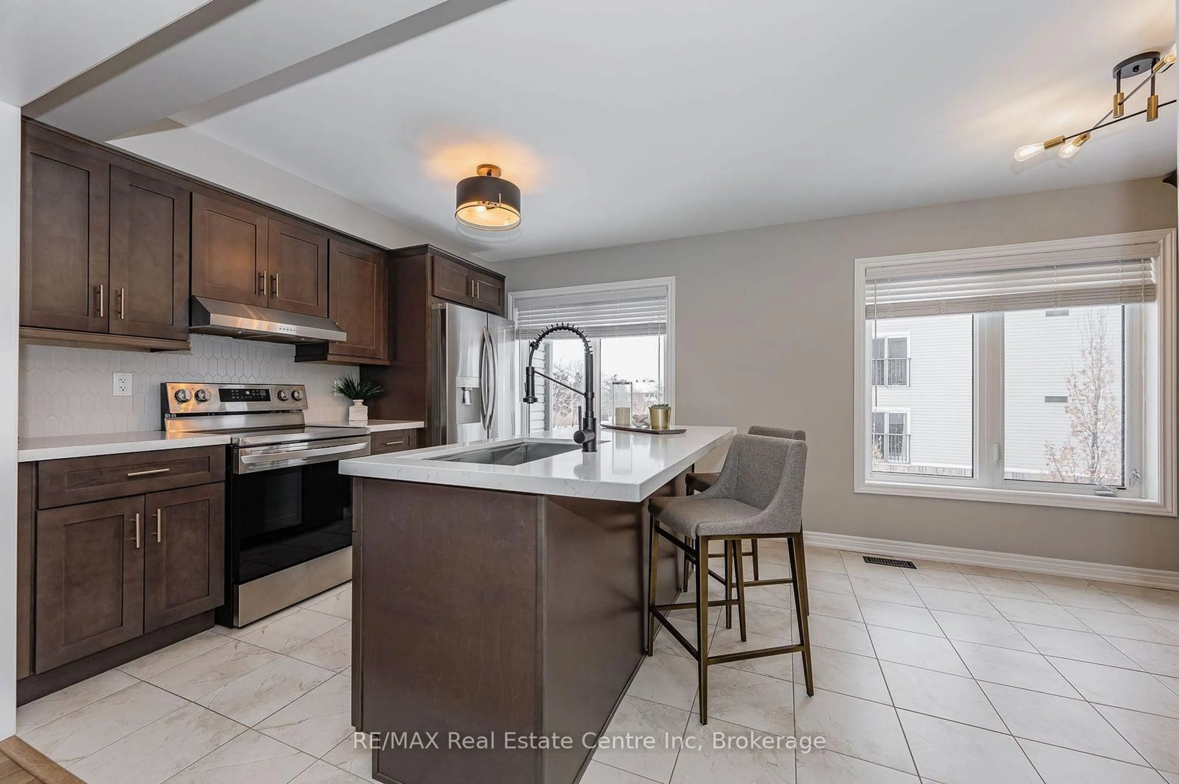 Open concept kitchen, ceramic/tile floor for 395 Linden Dr #2, Cambridge Ontario N3H 0C8