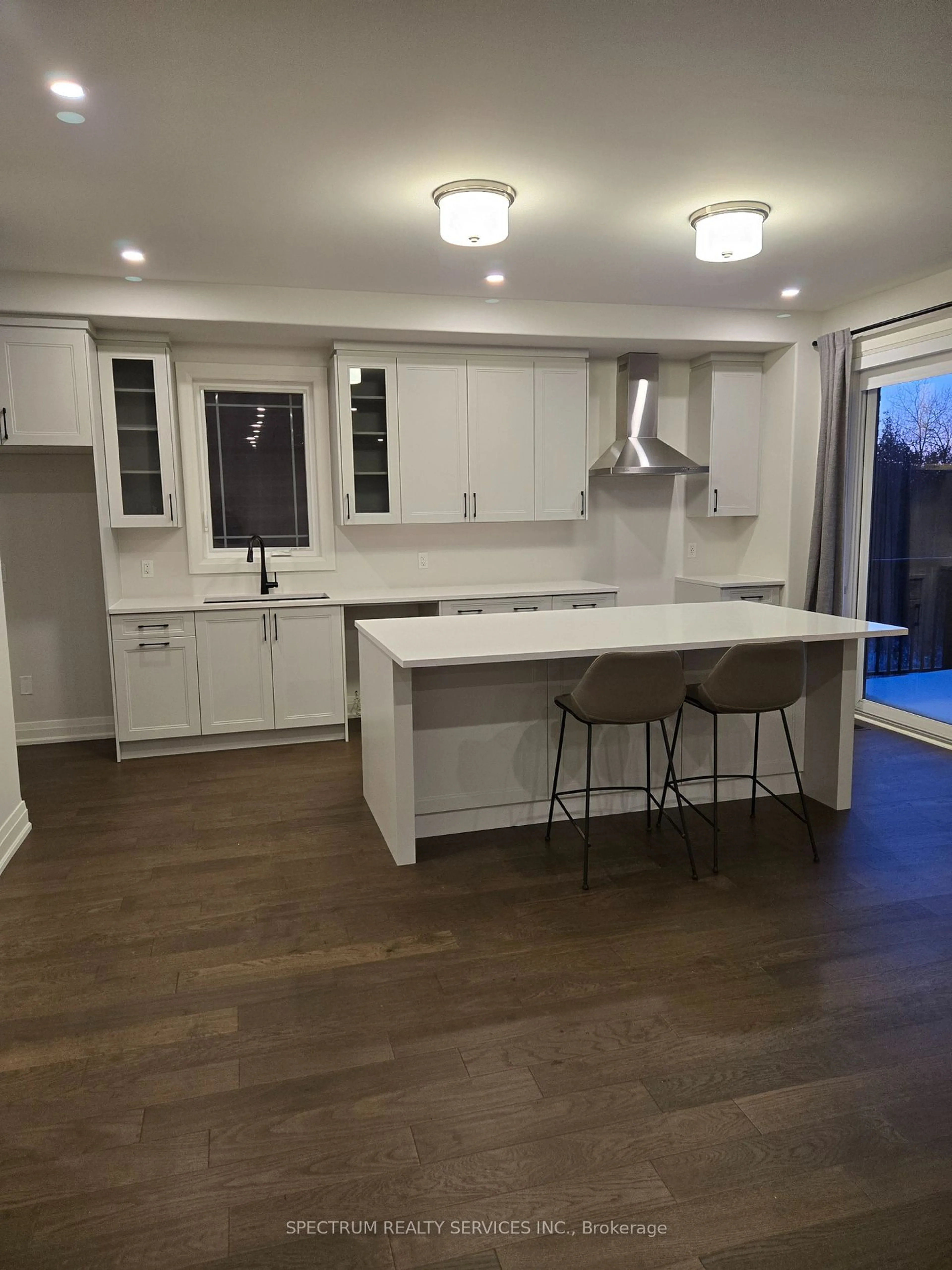 Open concept kitchen, unknown for 1054 Rippingale Tr, Peterborough Ontario K9H 0J8