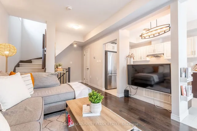 Additional property image - 8 Birot Lane