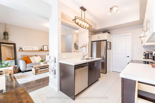 Additional property image - 8 Birot Lane