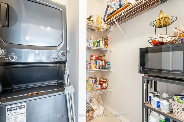 Additional property image - 8 Birot Lane