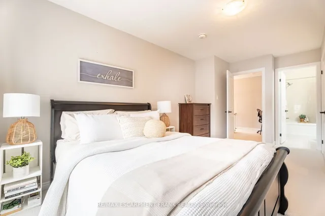 Additional property image - 8 Birot Lane