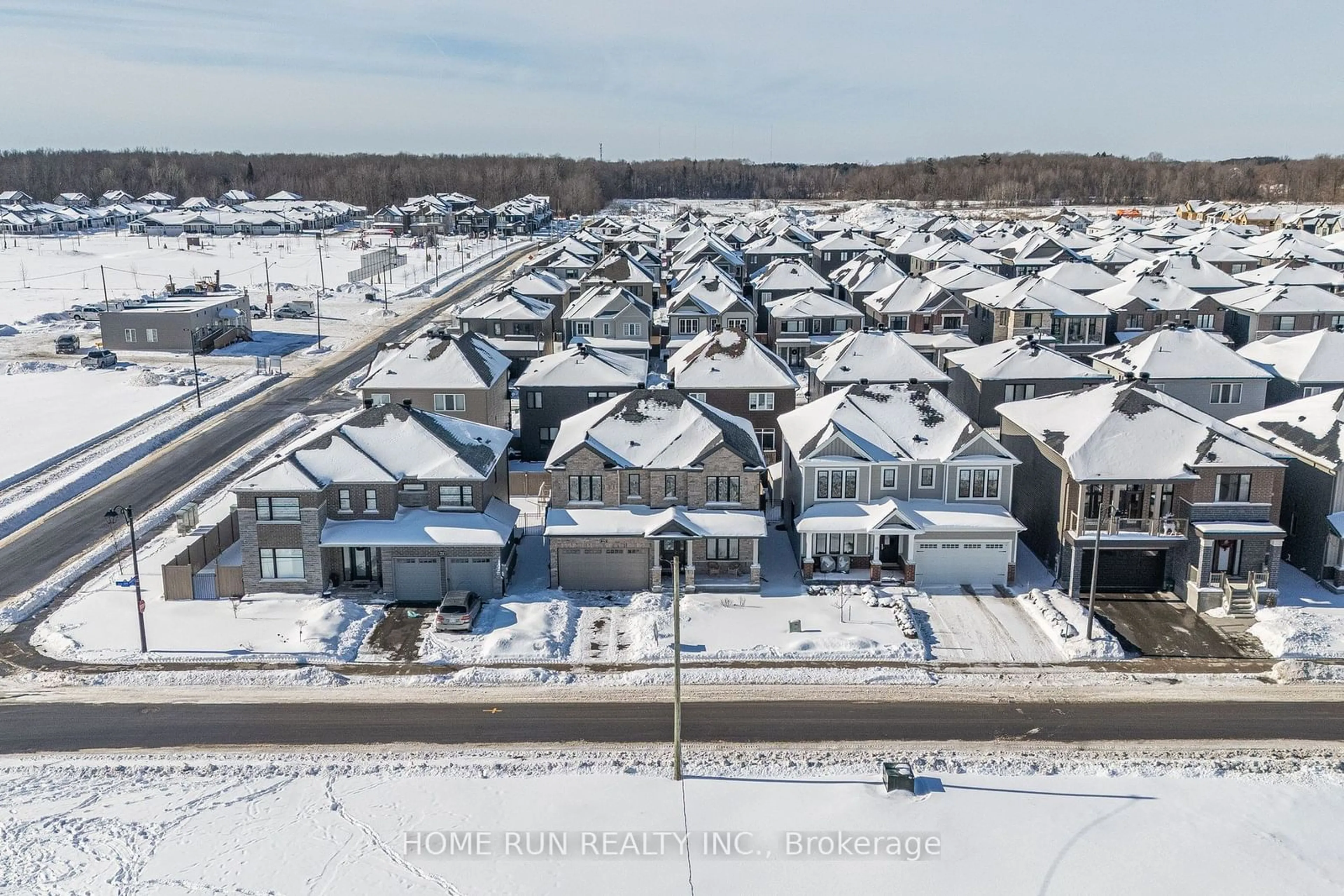 A pic from outside/outdoor area/front of a property/back of a property/a pic from drone, street for 23 Jetty Dr, Ottawa Ontario K4M 0N1