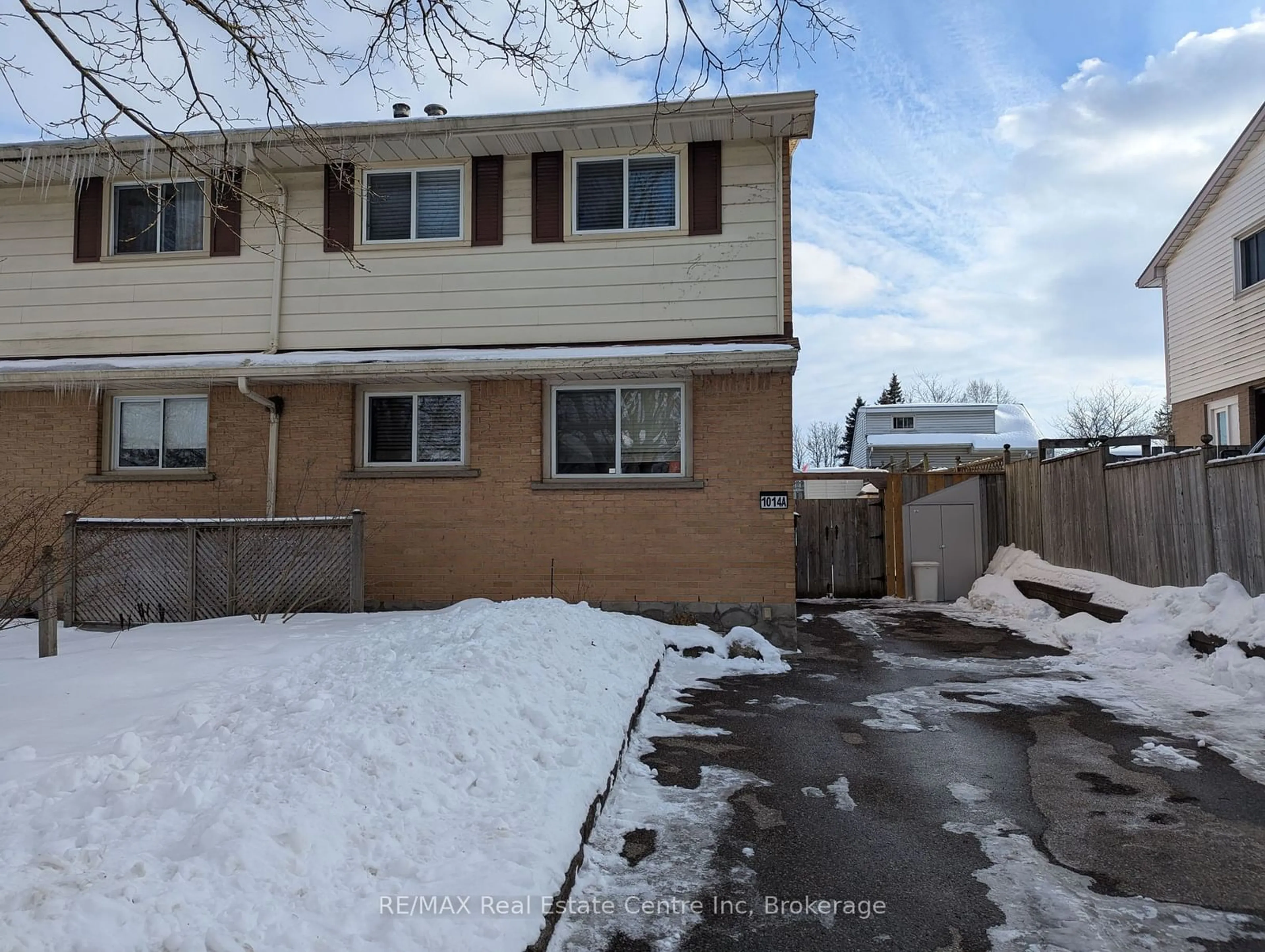 A pic from outside/outdoor area/front of a property/back of a property/a pic from drone, street for 1014A Vanier Ave, Woodstock Ontario N4S 4K4