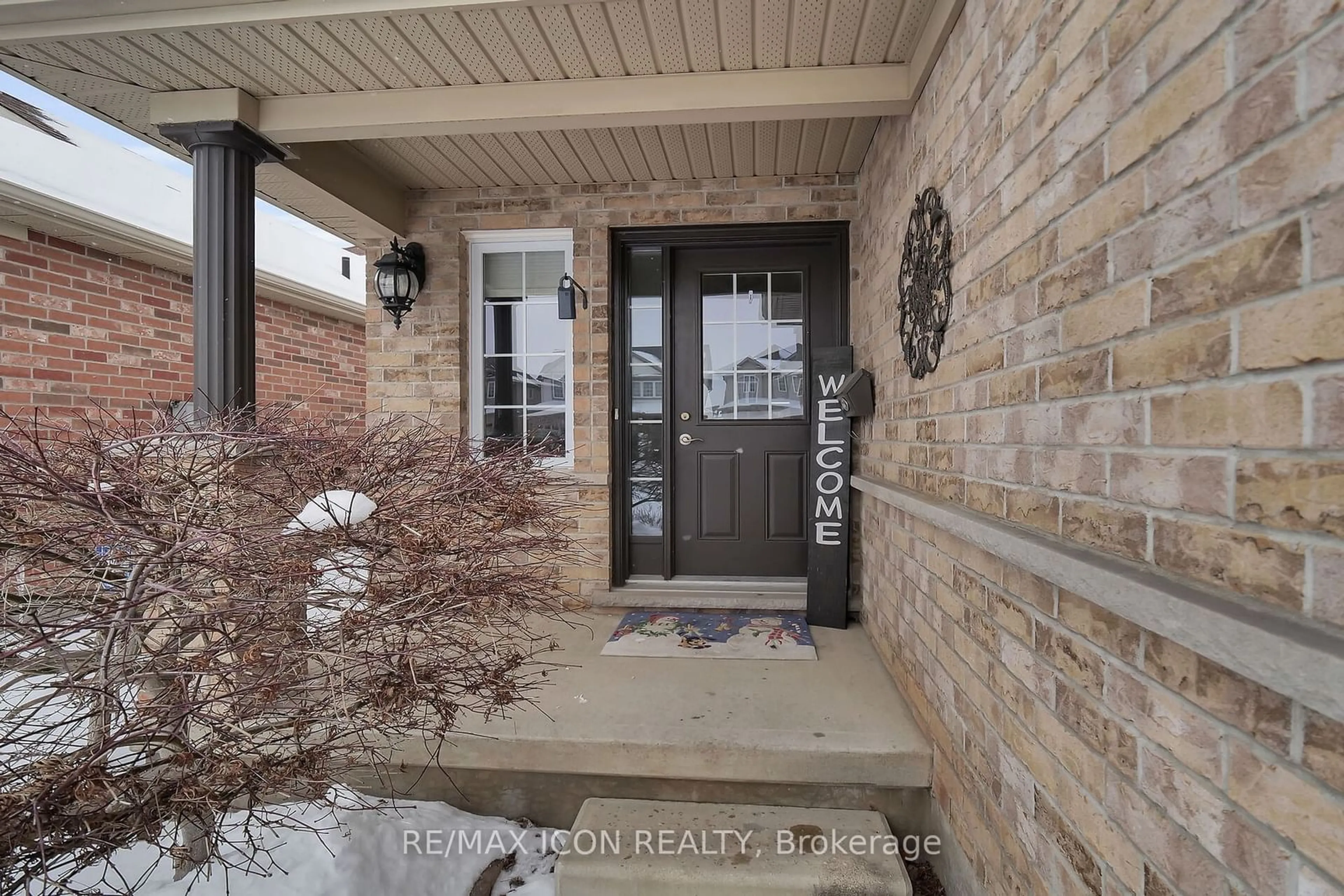 Indoor entryway for 3299 Emilycarr Lane, London Ontario N6L 0B3