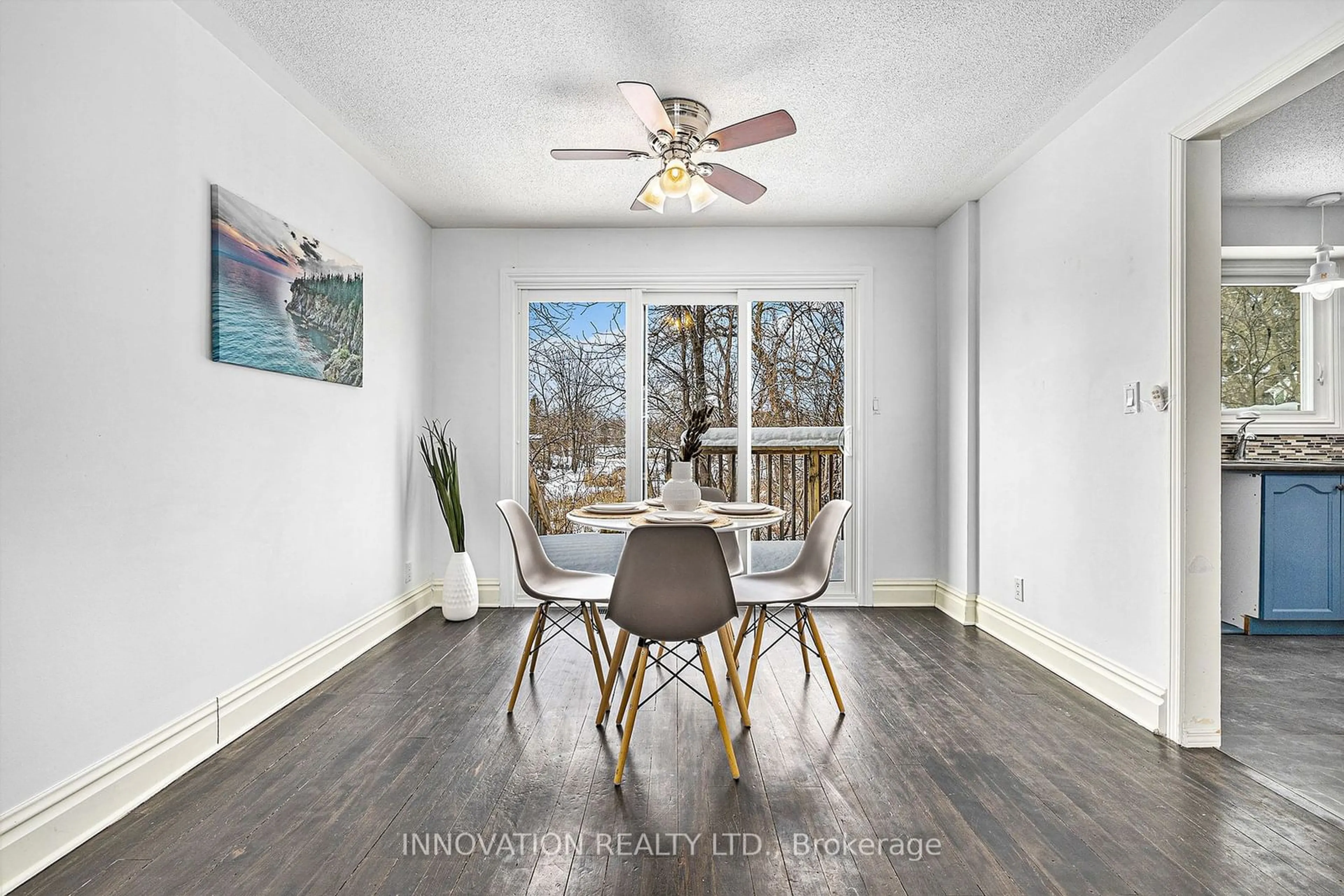 Dining room, wood/laminate floor for 105 Parkinson St #12, North Grenville Ontario K0G 1J0