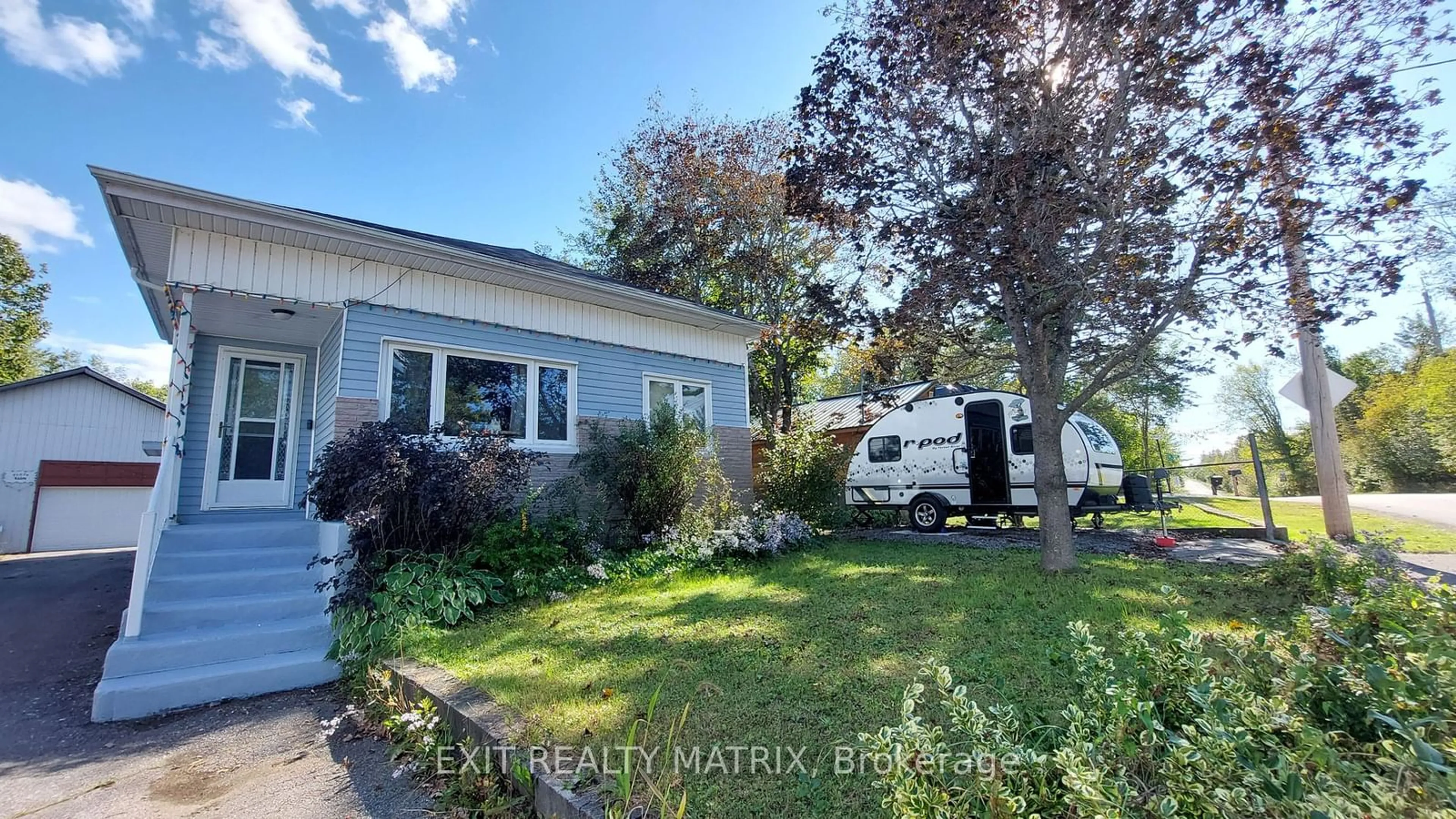 Home with vinyl exterior material, street for 160 Constance Lake Rd, Kanata Ontario K2K 1X7