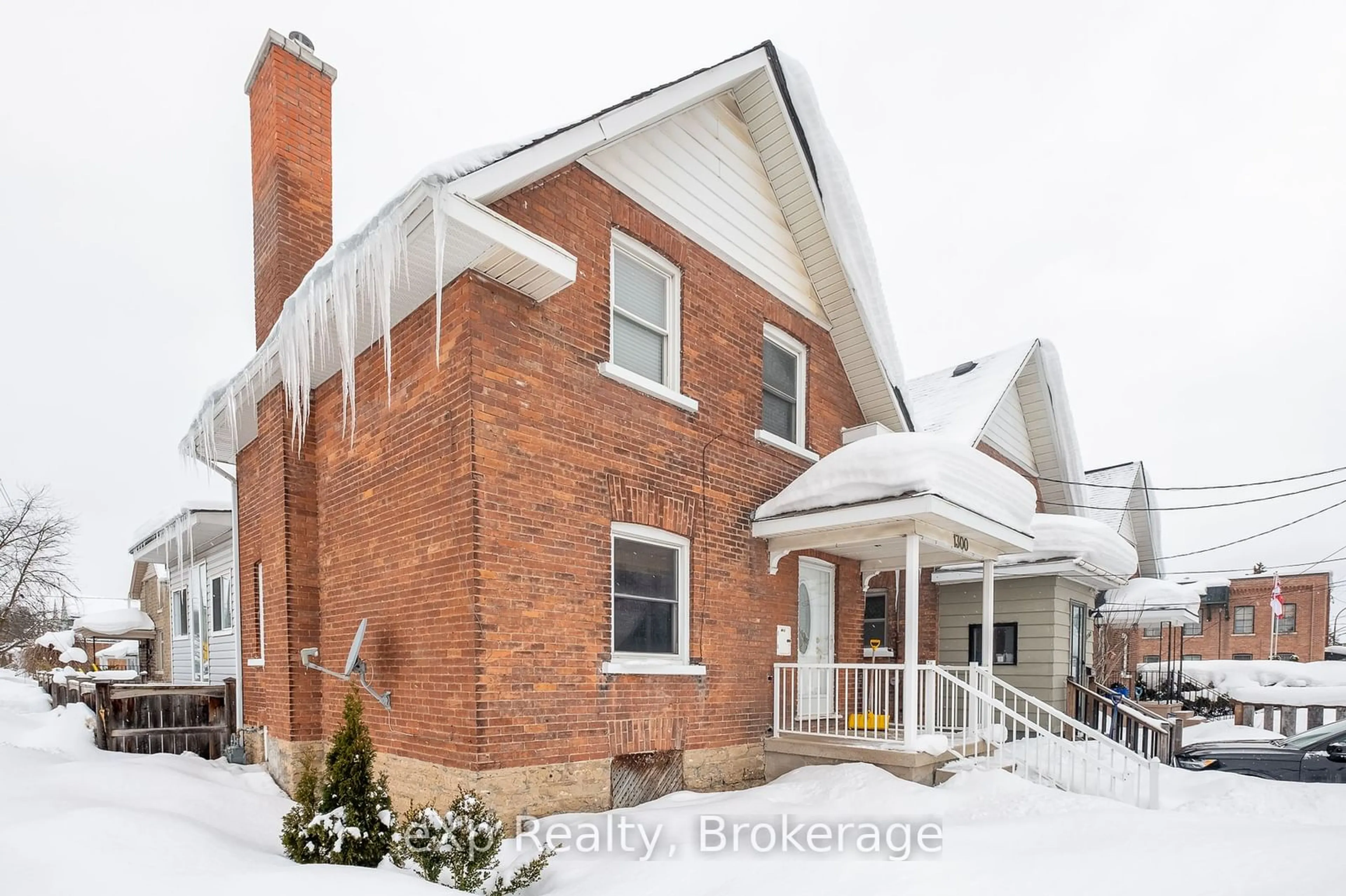 Home with brick exterior material, street for 1300 2nd Ave, Owen Sound Ontario N4K 4N4